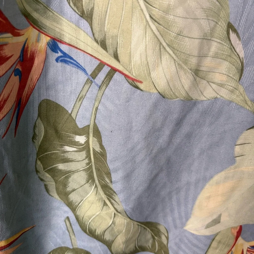 Tommy Bahama Button Shirt Multi Color Floral Bird Of Paradise 100% Silk Large - Picture 6 of 6